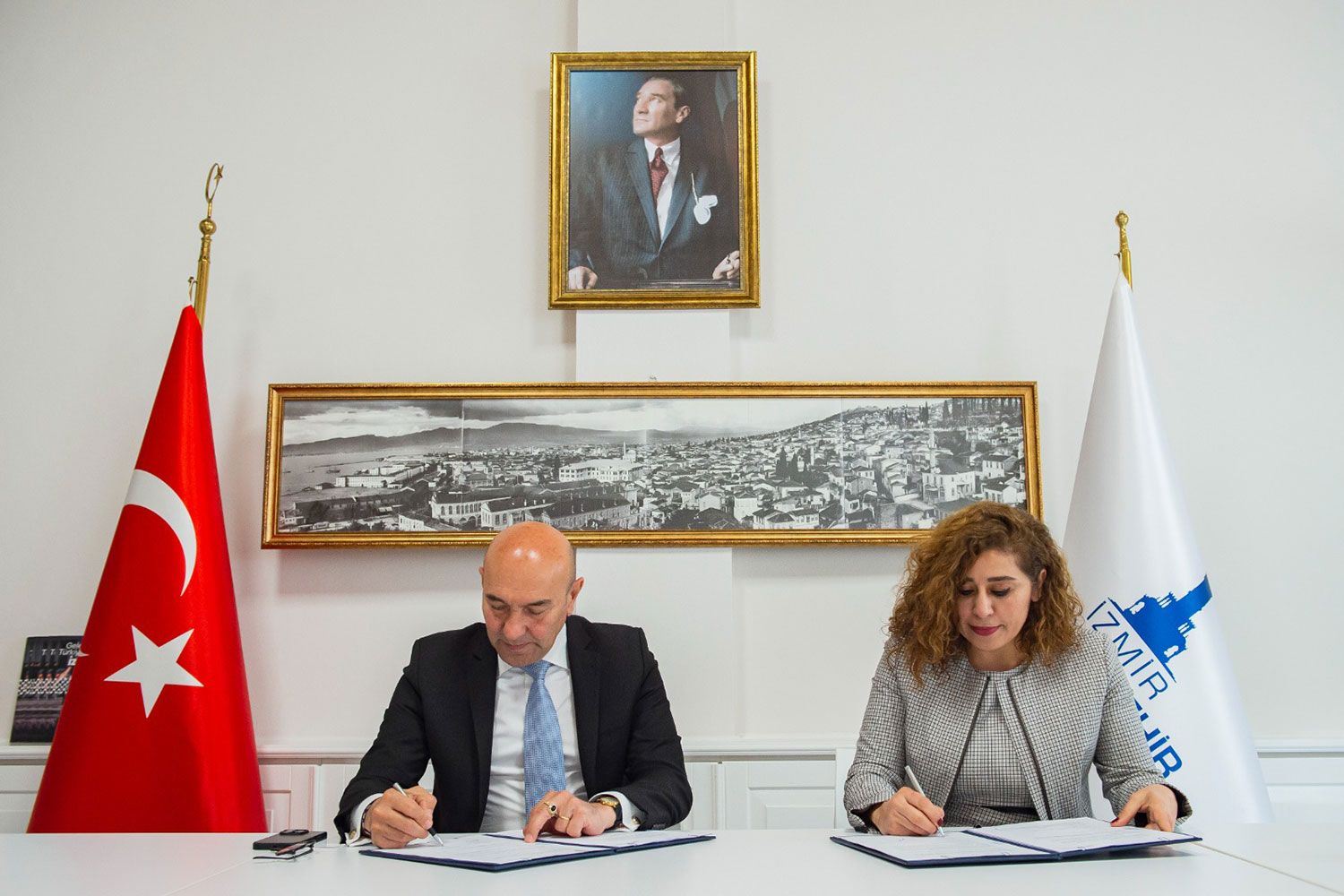 İzmir’de ücretsiz yapı ön incelemesi için protokol imzalandı