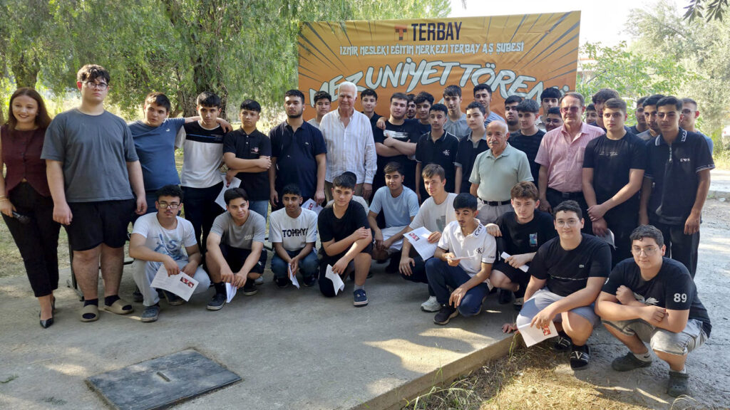 Terbay Çıraklık Okulu’nda karne ve sertifika töreni