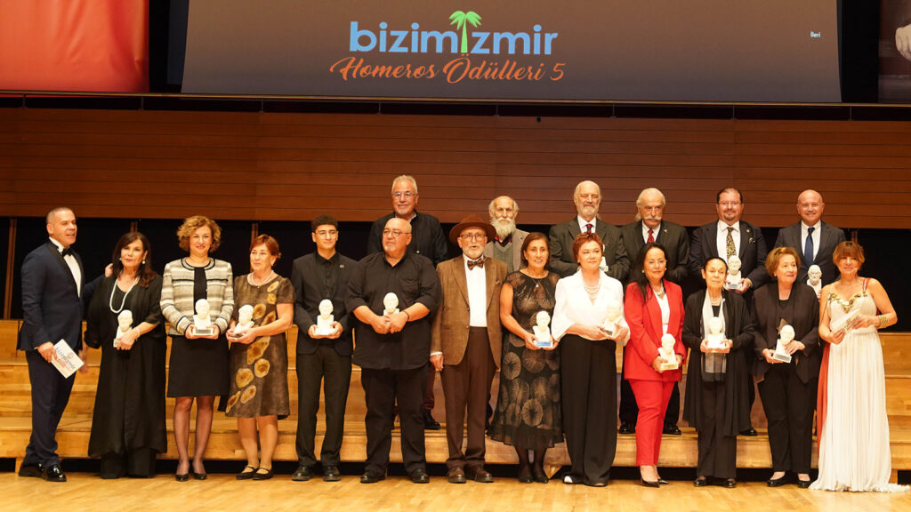 Bizimizmir Homeros Ödülleri verildi