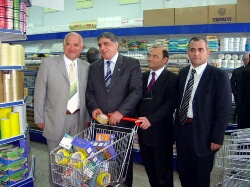 İzmir’in ilk Ambalaj Marketi açıldı