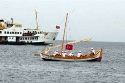 İzmir kayıkları Körfez’e geri döndü