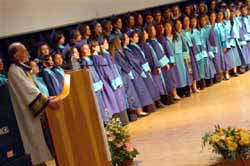  56 hemşire adayı diplomalarını aldı