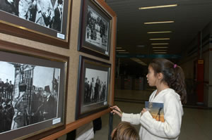 Atatürk ve İzmir fotoğraflarına öğrenci ilgisi