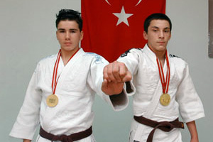 Genç judocuların hedefi 2012 Londra Olimpiyatları