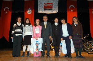 "En Sağlıklı Dişler" ödüllendirildi