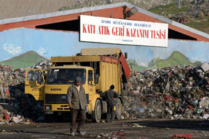 Büyükşehir Belediyesi katı atıklardan para kazandı