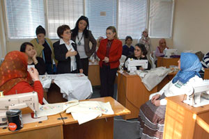 Dr. Türkegül Kocaoğlu meslek kurslarını ziyaret etti 