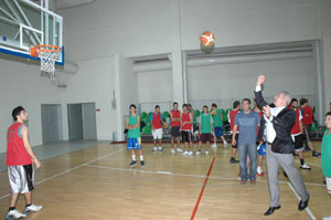 Karşıyaka Festivali kapsamında tek pota basketbol turnuvası 