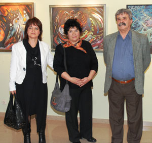 Dikilili ressamlar İzmir’de sergi açtı 