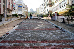 Konak sokaklarına kilit taşı döşeniyor