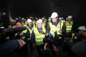 Kocaoğlu: Metro 2009 sonunda ya bitecek, ya bitecek 