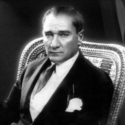 Mustafa Kemal Atatürk anılıyor