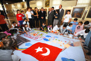 1000 çocuk öykü, şiir ve resim dolu bir gün geçirdi