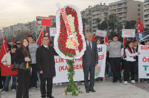 Öğretmenleri için yürüdüler