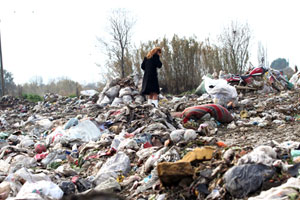 Ödemiş çöp deponi alanı 11 yıldır imza bekliyor