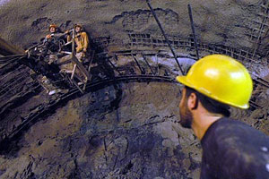 Metro inşaatında patlama: 2 işçi öldü, 4 işçi yaralı
