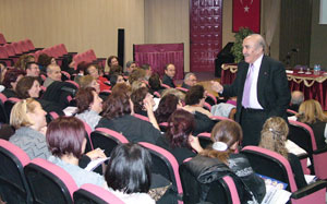 MEV Koleji öğretmenlerine hizmet içi eğitim semineri