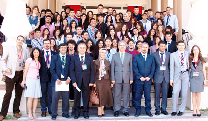 270 doktor adayı İzmir'de buluştu
