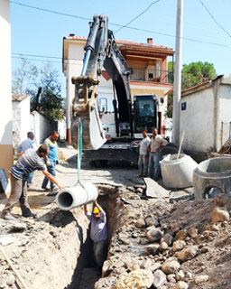 Barboros Köyü'ne içme suyu şebekesi