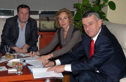 Gaziemir Belediyesi memurlarının toplu sözleşmesi yenilendi