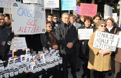 Kocaoğlu: Operasyonu yapanlardan özür bekliyoruz