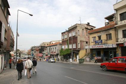 İkiçeşmelik Caddesi'ne çekidüzen verilecek