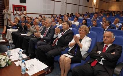 Çağlar arası köprü kuran konferans başladı