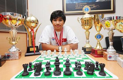 Cankut Emiroğlu satrançta Avrupa Şampiyonu