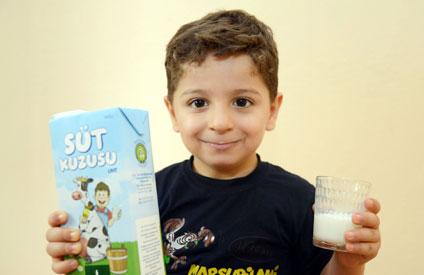 Belediye 1 milyon 288 bin litre süt dağıtmayı planlıyor