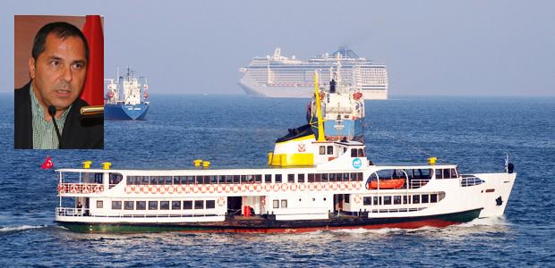 İzmir'de deniz yolunu tercih edenlerin sayısı artıyor