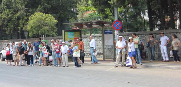 ESHOT'un ulaşım planlamasına tepkiler sürüyor