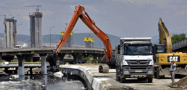 Meles temizlenmeye başladı