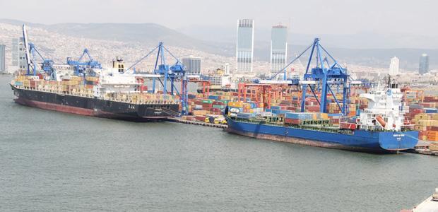 İzmir'den ihracat da ithalat da azaldı