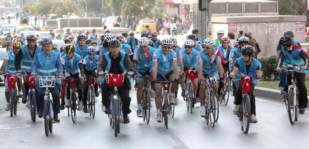 Karabağlar'da "Ata'ya saygı" için pedal bastılar