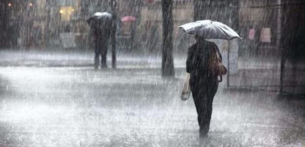  İzmir'de kuvvetli yağış ve fırtına gün boyu sürecek