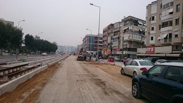 Karşıyaka Atakent Kavşağı'nda trafiğe geçici düzenleme 