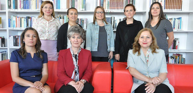 İzmir Üniversitesi cinsel taciz ve saldırıya karşı mücadele başlattı