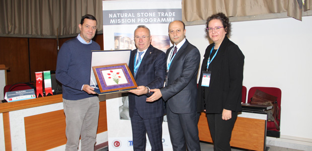 İtalyanlara İzmir Marble Fuarı daveti