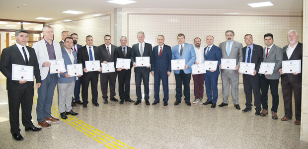 İzmir Ticaret Odası yönetiminde görev dağılımı yapıldı