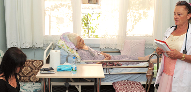 Balçova Belediyesi yaşlıların yaşamını kolaylaştırıyor