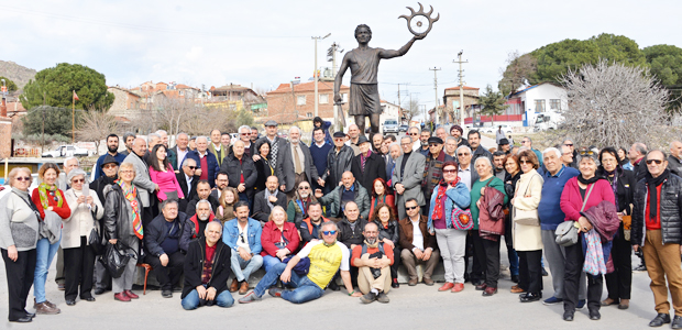 Bergama’ya 2 bin 150 yıl sonra heykeli dikildi