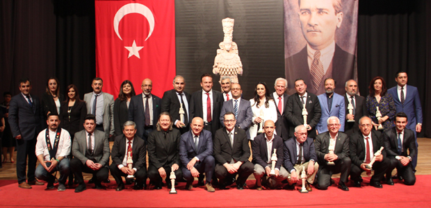 İzmirli turizmcilerin ödül gecesi