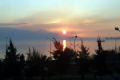 Bayraklı'dan Günbatımı [Fotoğraf : Utku Bolulu]