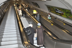 [Metrodan... Fotoğraf: Saadet Erciyas]