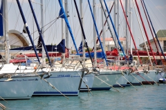 [Seferihisar'da sıralı tekneler... Fotoğraf: Çiğdem Askeri Coşkun]