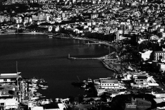 Kuşadası / siyah-beyaz... Fotoğraf: Nilgün Dalbastı Özdemir